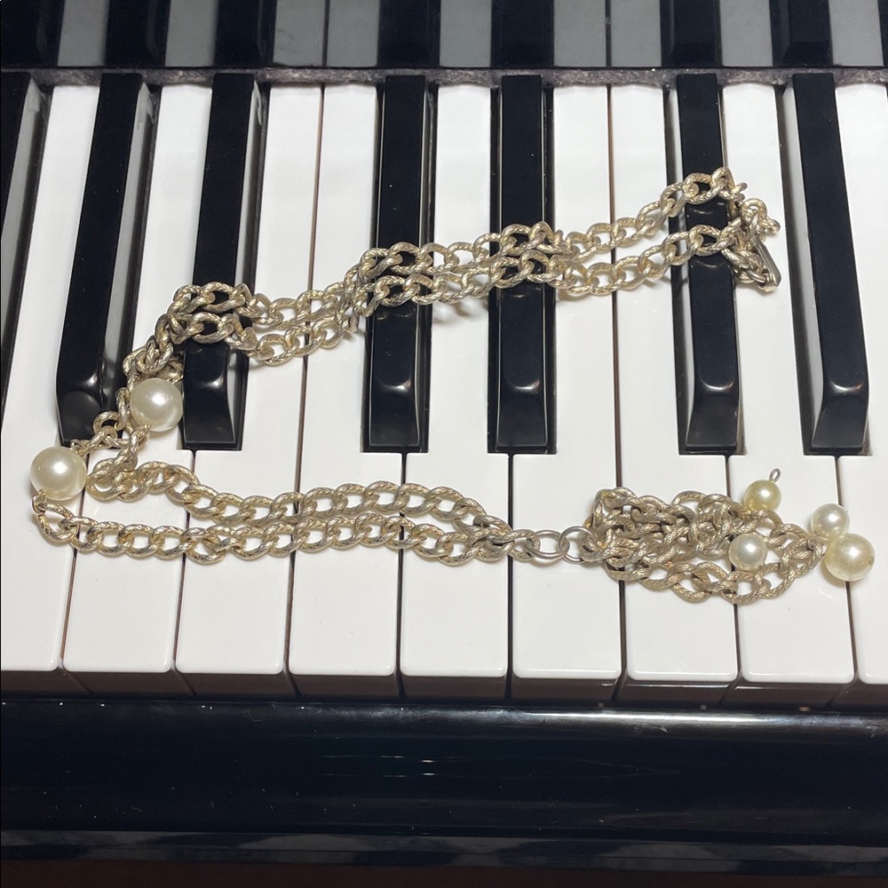 Set of 3 vintage gold tone necklaces - Picture 10 of 13